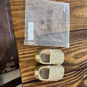 Baby Girl Gold Sparkle Shoes NWT Size 1